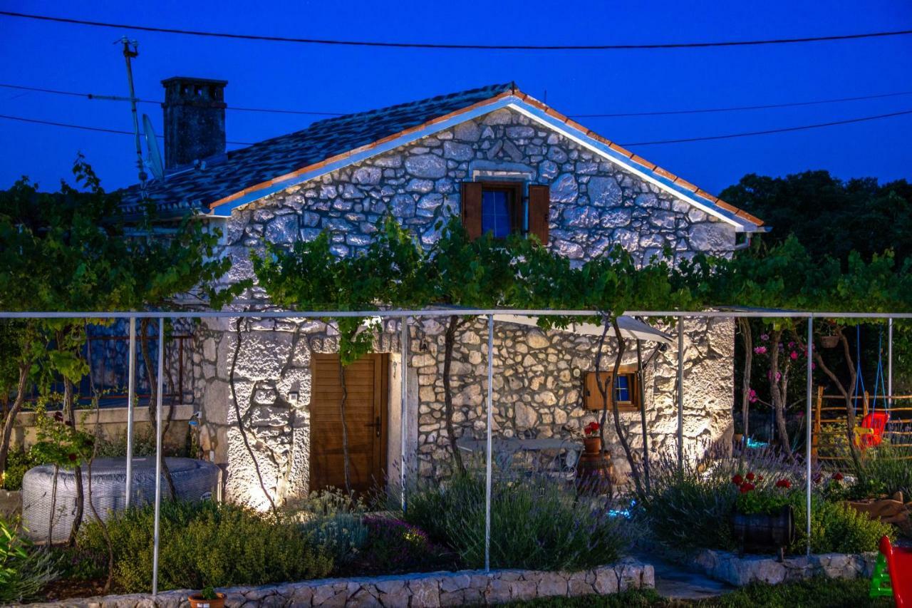 Traditional Stone House St.Anton Malinska Luaran gambar